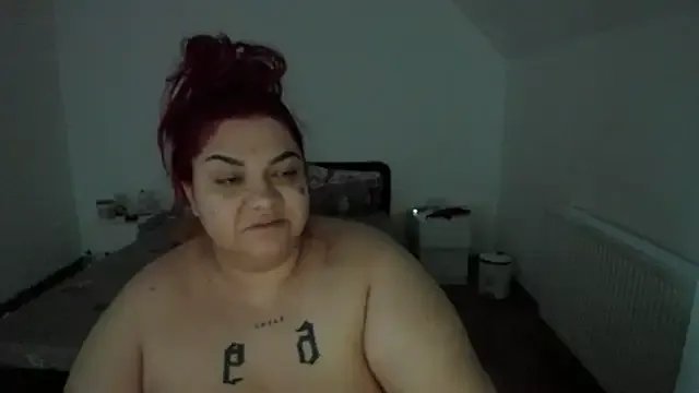 EvvaBBW on StripChat