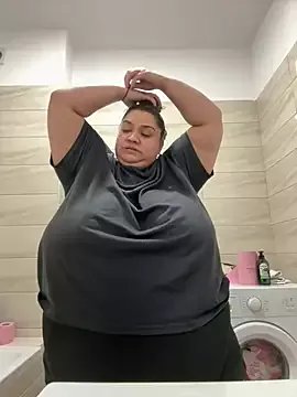 EvvaBBW on StripChat
