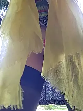 Offline Exhibitionsplit on StripChat