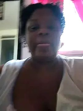 Exoticbigmandy on StripChat