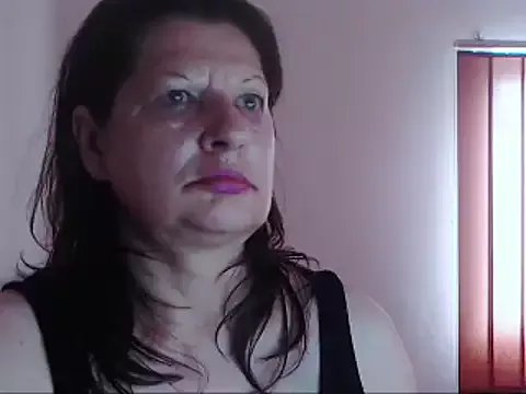 ExtasyMature on StripChat