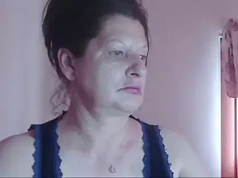 ExtasyMature on StripChat