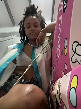 Eylend_Lisboa on StripChat