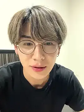 Offline fantasy_JP on StripChat