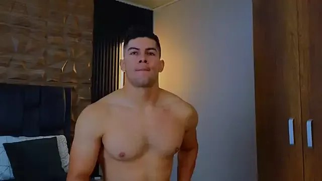 FelipeAndMarcello3 on StripChat