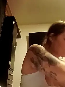 Fernandar2025 on StripChat