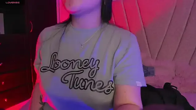 Offline Fia__ on StripChat