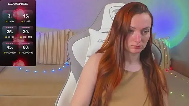 FlamyGold on StripChat