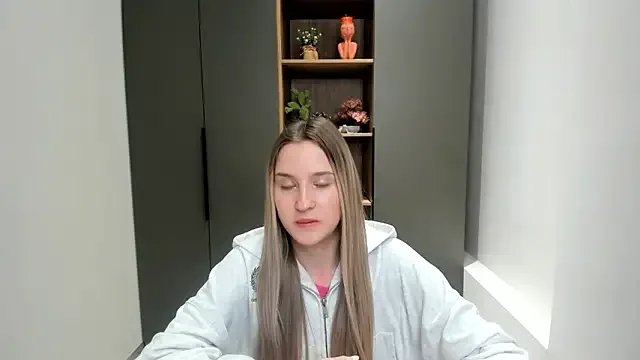 FlaviaStaffon on StripChat