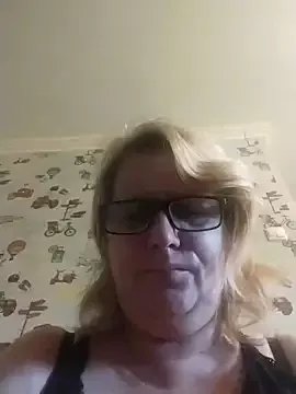 Forest-Lady on StripChat