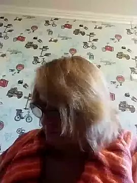 Forest-Lady on StripChat