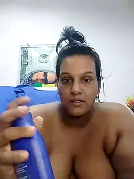 Offline Foxybaby420 on StripChat