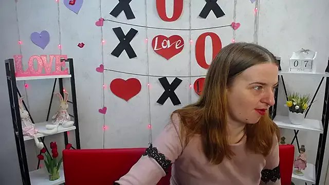 FreyaDak on StripChat