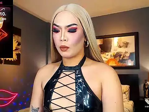 FridaHumphrey on StripChat