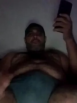 Offline friendsloversex on StripChat