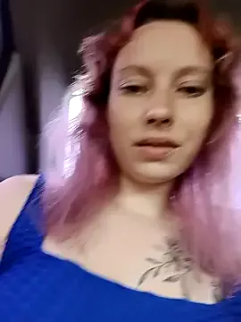 Offline Frost_foxy on StripChat