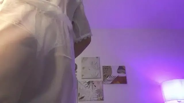 gala_monroe on StripChat