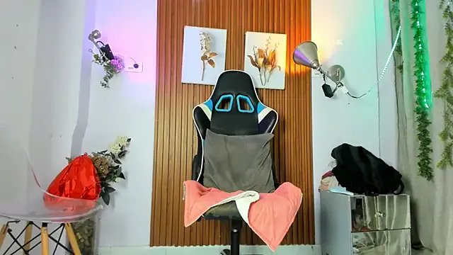 galactica_ on StripChat