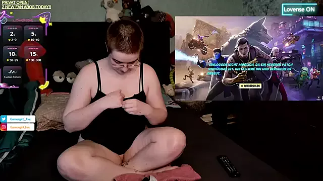 Freechat GamerGirl_Eve on StripChat