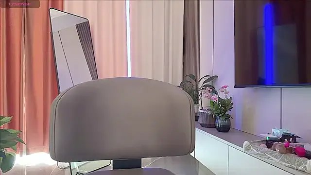 GG-BONG1 — Group on StripChat