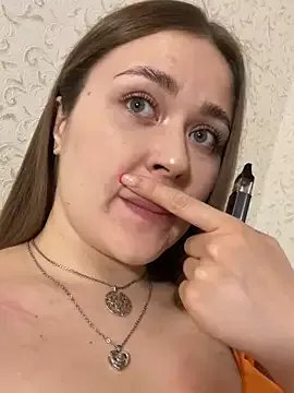 gi_grahams on StripChat