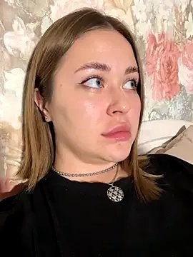 gi_grahams on StripChat