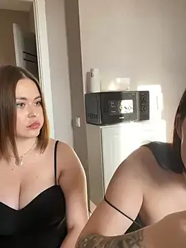 gi_grahams on StripChat