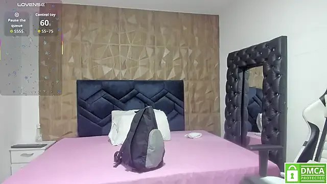 Gia_Scott on StripChat