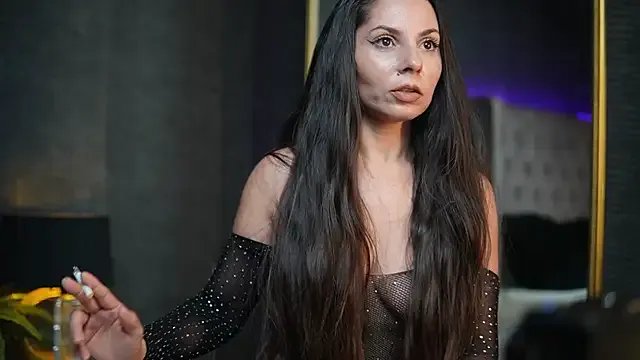 GiaEasyIce on StripChat