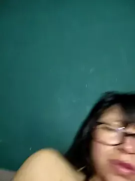 Giviper1 on StripChat 