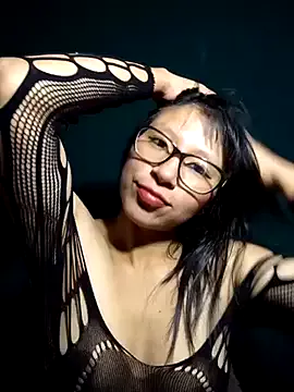 Giviper1 on StripChat 