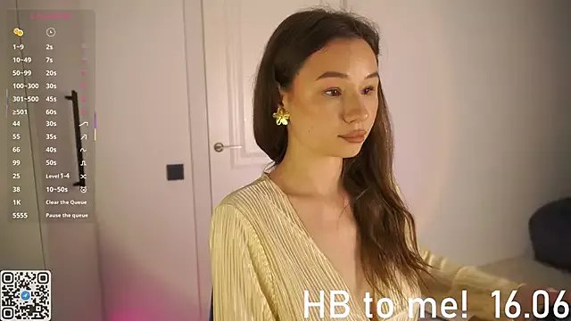 GlamourNova on StripChat