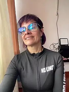 Goddess-Love- on StripChat