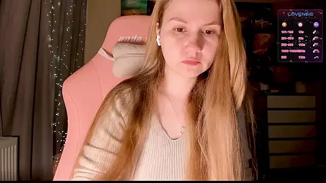 GoodWitch_ on StripChat