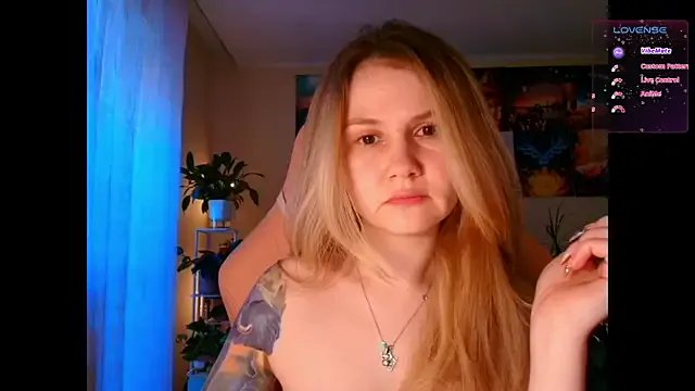 GoodWitch_ on StripChat