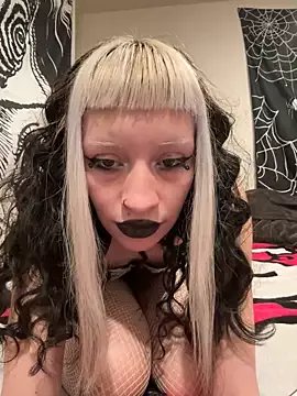 Gothbabbi on StripChat