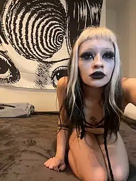 Gothbabbi on StripChat