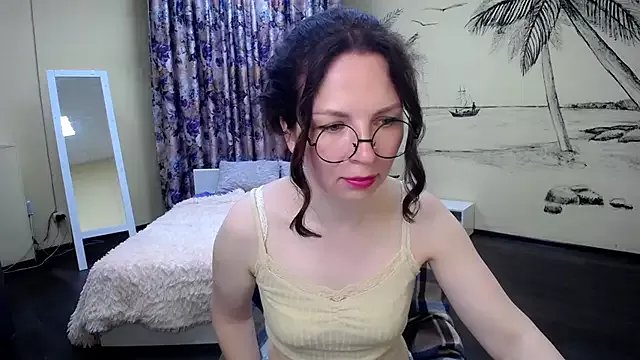 Graceful_Lady on StripChat