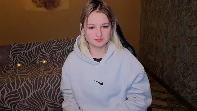 grase_neon — 1 hole in tights