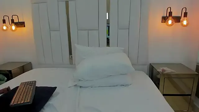 Offline Greta_Beaumont on StripChat