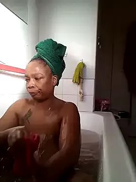 Gucci_Bx on StripChat