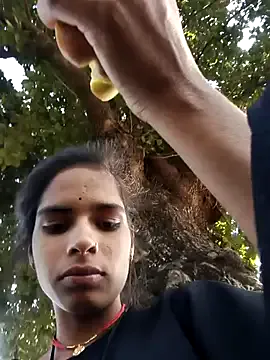 Offline Gulika_Doshi on StripChat