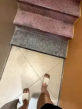 Hamy88 — Nakeda and cum at coffee