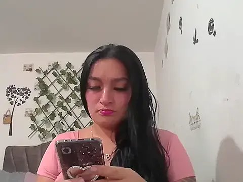 Hanna___Miller on StripChat