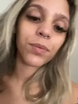 HannaFallow on StripChat 