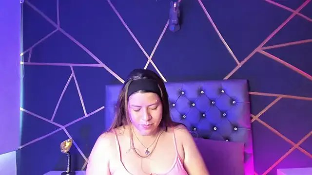 Hannah_Jonhson on StripChat