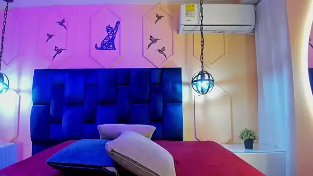 hanny_milf on StripChat