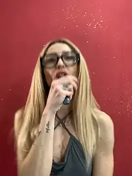 Offline harleyejoker1 on StripChat