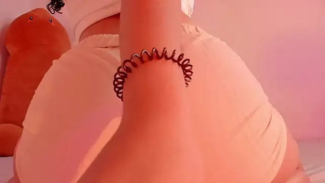 HarleyRedd on StripChat