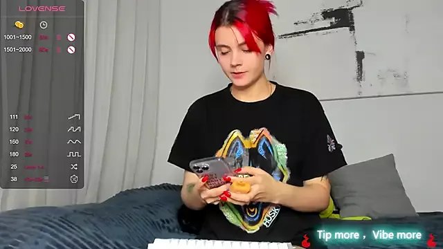 HarpyWitch on StripChat